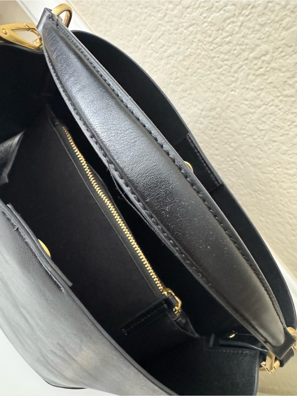 Shoulder Bag - Picture 4 of 5